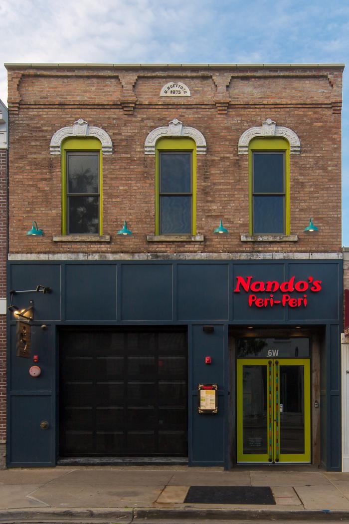 Nando's PERi-PERi Image