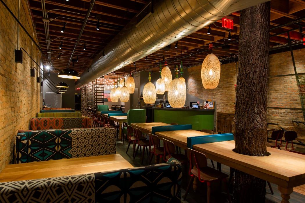 Nando's PERi-PERi Image