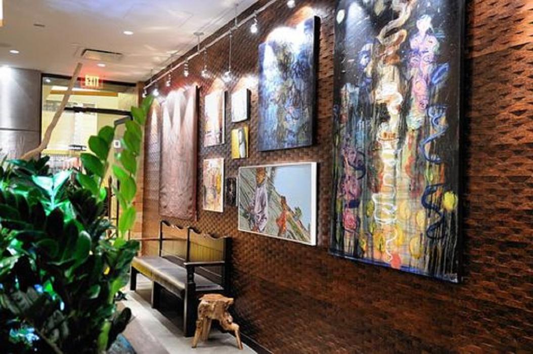 Nando's PERi-PERi Image