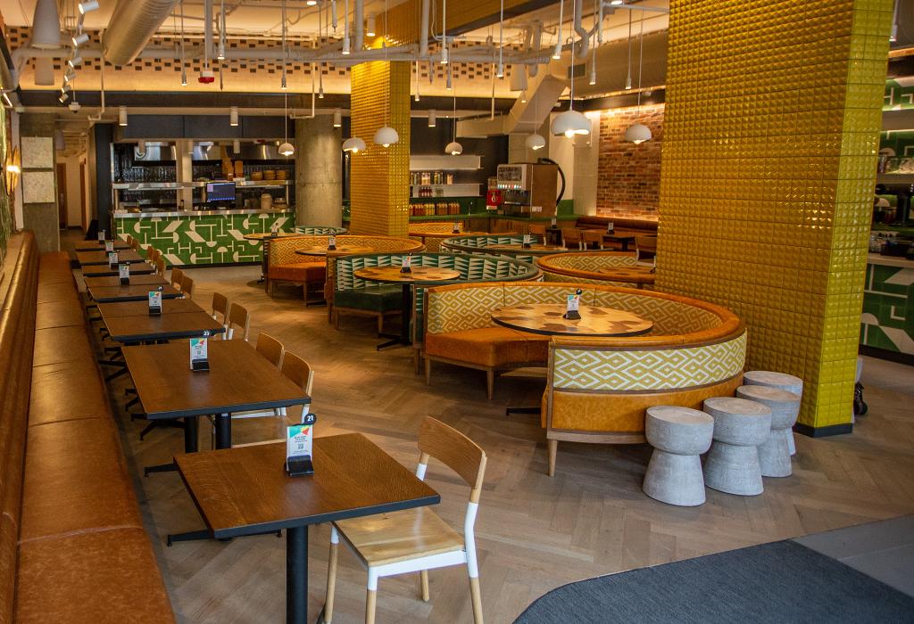 Nando's PERi-PERi - Washington, DC