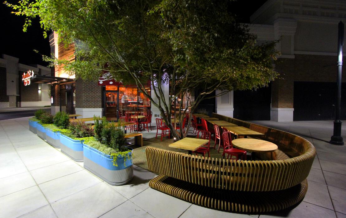 Nando's PERi-PERi Image