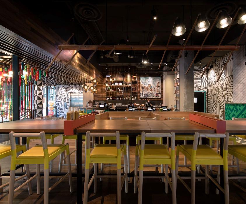 Nando's PERi-PERi Image