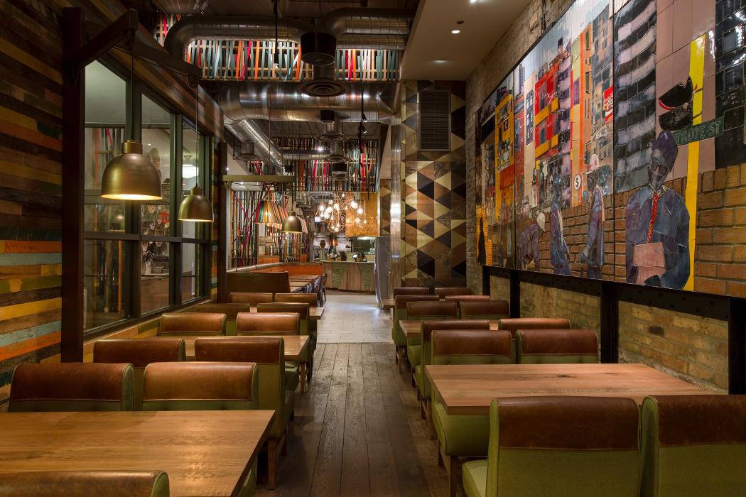 Nando's PERi-PERi Image