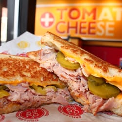 Tom & Chee Image