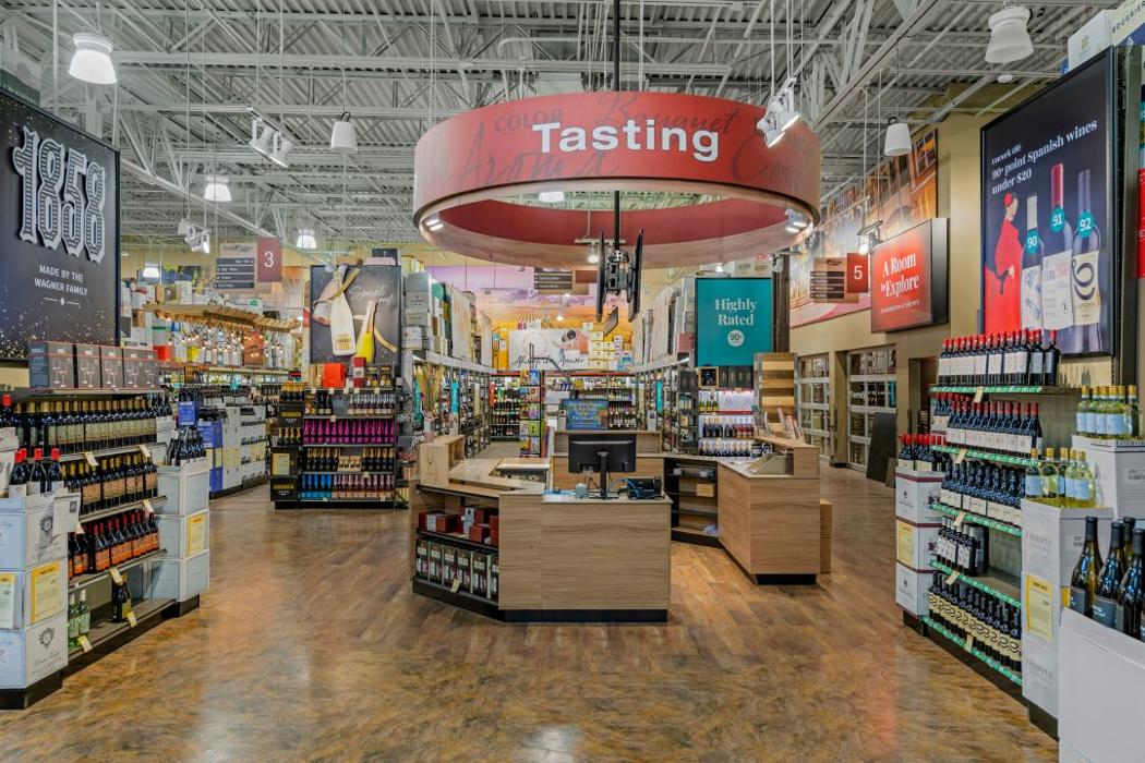 Tasting bar at Total Wine & More in Naples, Florida