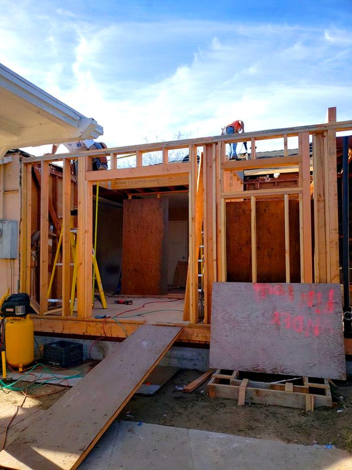 IZ CONSTRUCTION IE "ONE STOP SHOP" - Fontana, CA