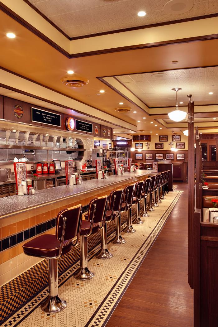 CLOSED - Ruby's Diner - Anaheim, CA