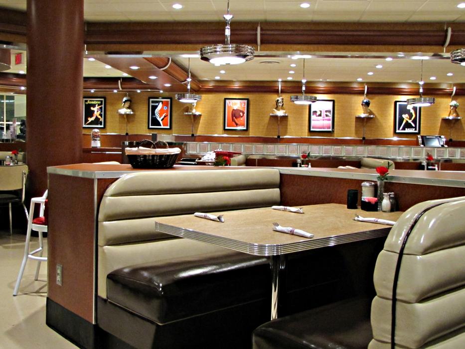 Ruby's Diner - Costa Mesa, CA