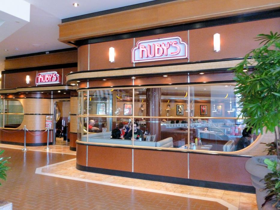 Ruby's Diner - Costa Mesa, CA