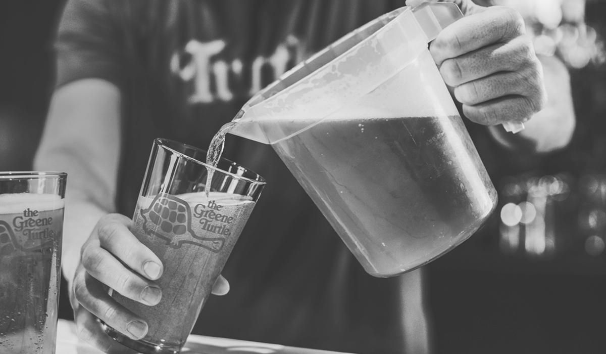 The Greene Turtle Sports Bar & Grille - McHenry, MD