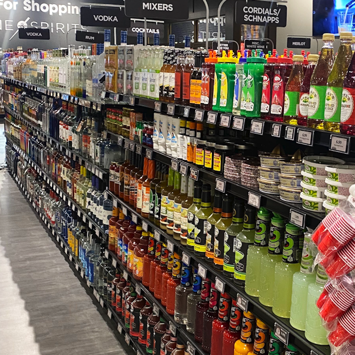 Hy-Vee Wine & Spirits - Pella, IA