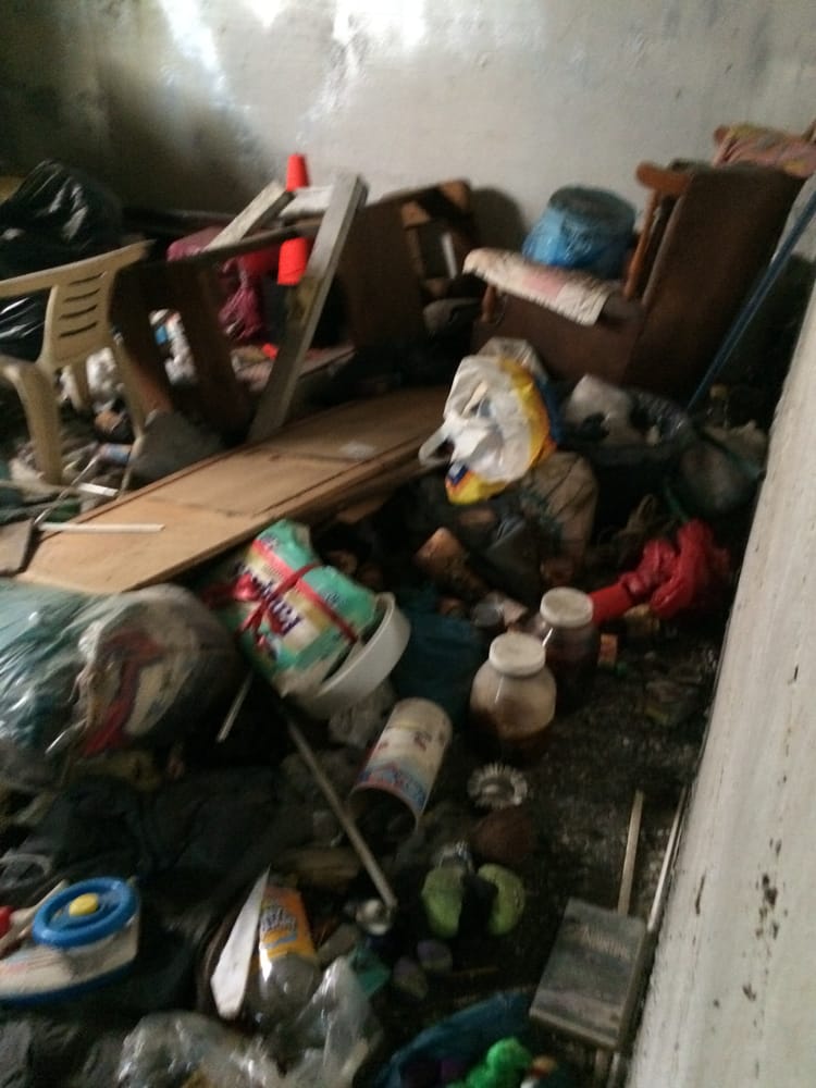 Aaron's Hauling Image