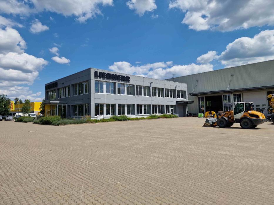Liebherr-Baumaschinen Vertriebs- und Service GmbH, Hermann-von-Helmholtz-Straße in Kleinmachnow