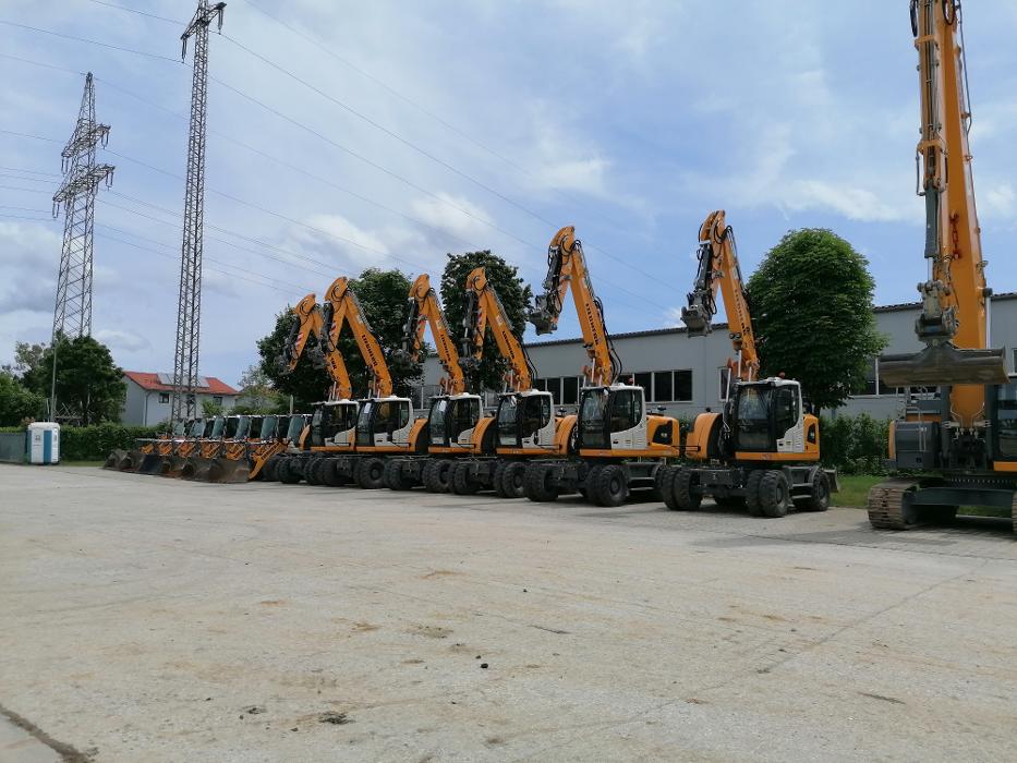 Liebherr-Baumaschinen Vertriebs- und Service GmbH, Mühlhauser Feld in Hohenlinden