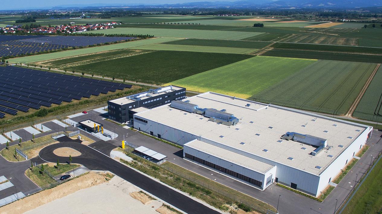 Liebherr-Components Deggendorf GmbH, Kreuzäcker in Deggendorf