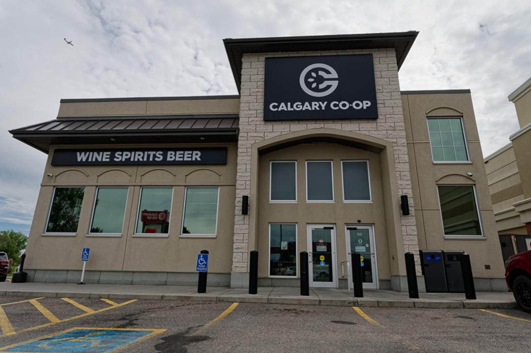 Calgary Co-op Wine Spirits Beer Sierra Springs