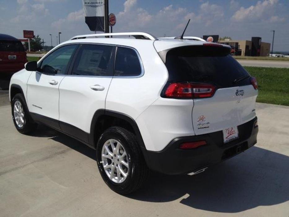 Ray's Chrysler Dodge Jeep Ram Trucks - Brandenburg, KY