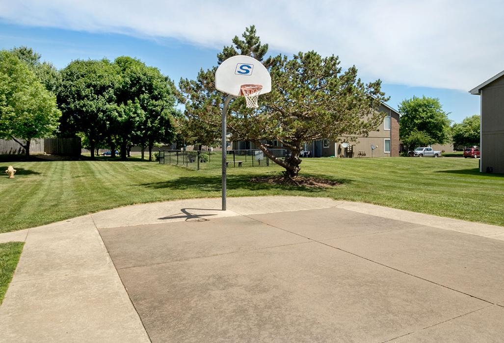 Crystal Ridge Apartments - Davenport, IA