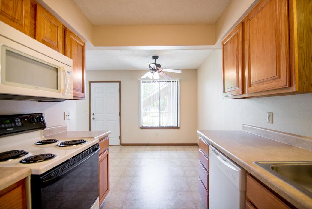 Crystal Ridge Apartments - Davenport, IA