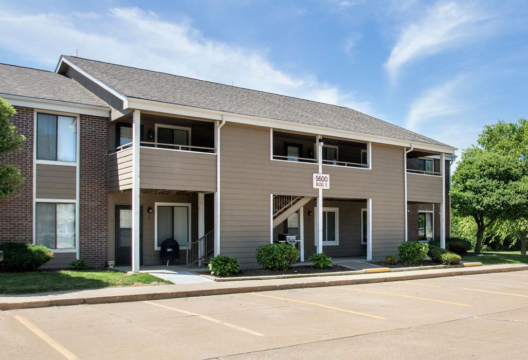Crystal Ridge Apartments - Davenport, IA