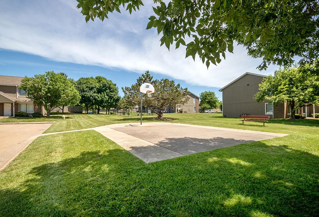 Crystal Ridge Apartments - Davenport, IA