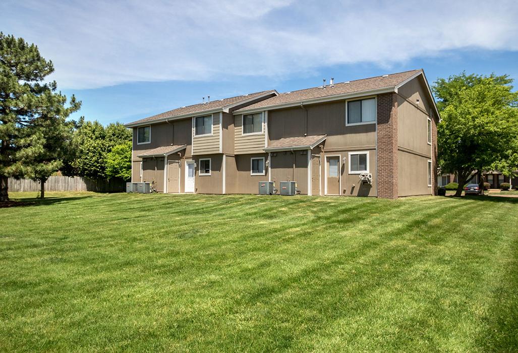 Crystal Ridge Apartments - Davenport, IA