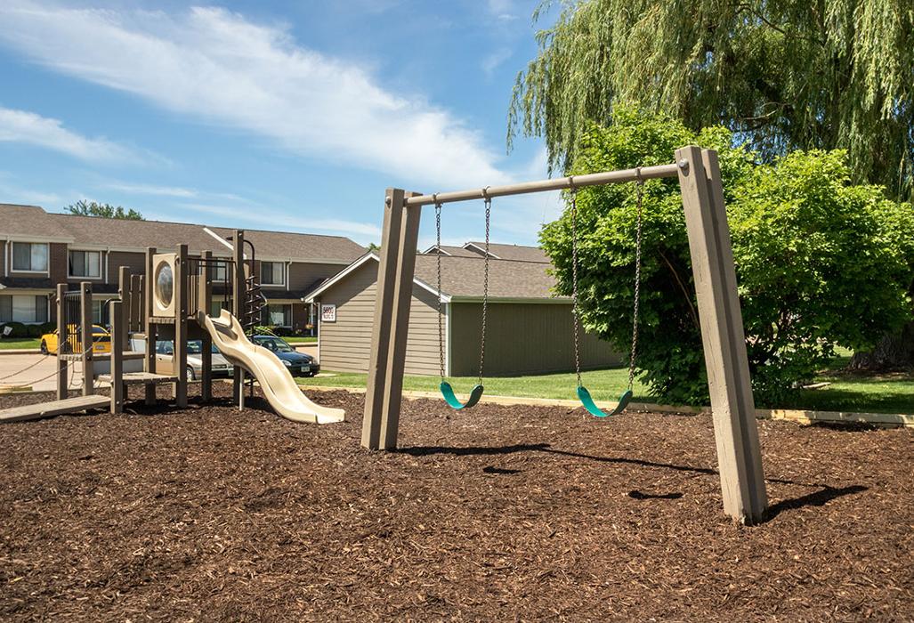 Crystal Ridge Apartments - Davenport, IA