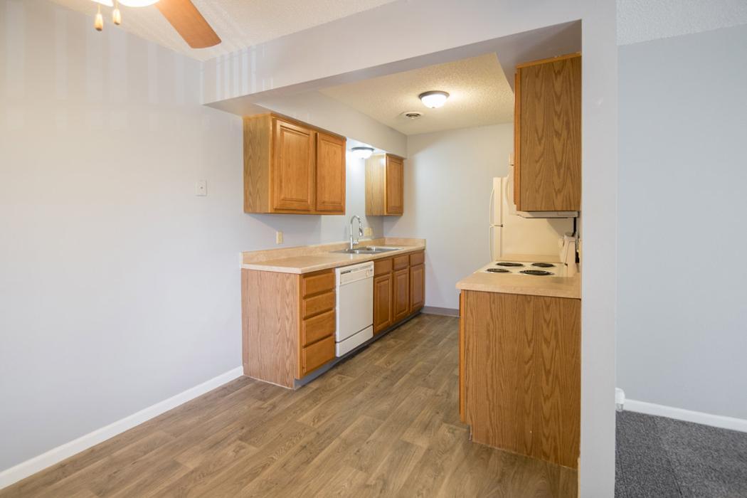 Crystal Ridge Apartments - Davenport, IA