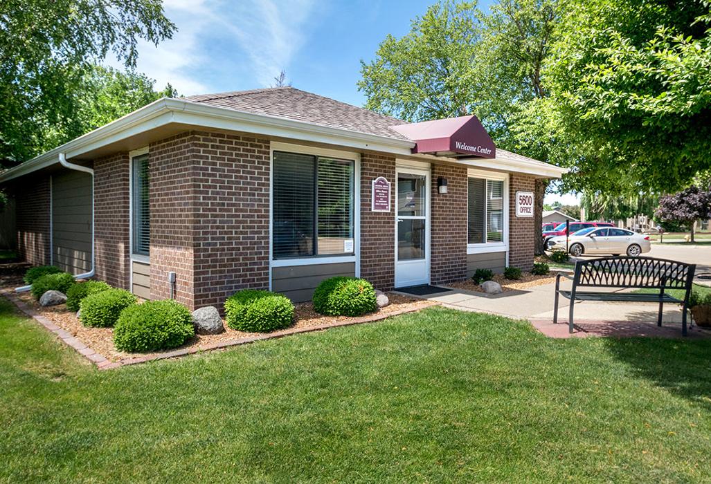 Crystal Ridge Apartments - Davenport, IA