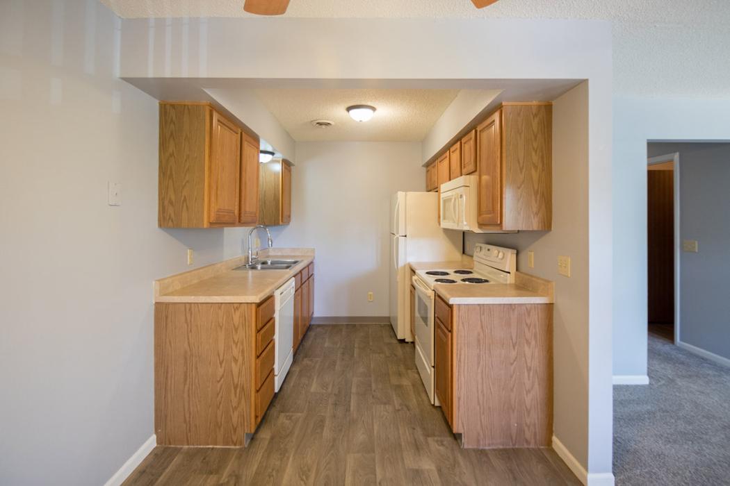 Crystal Ridge Apartments - Davenport, IA