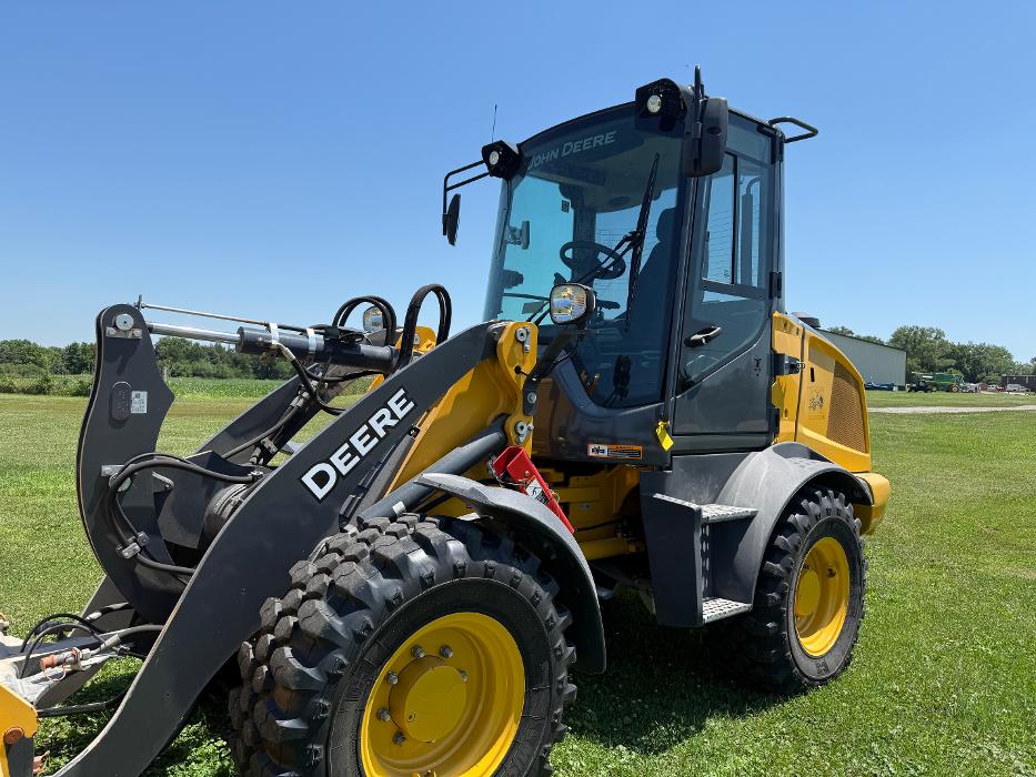 Sinclair Tractor - Muscatine, IA