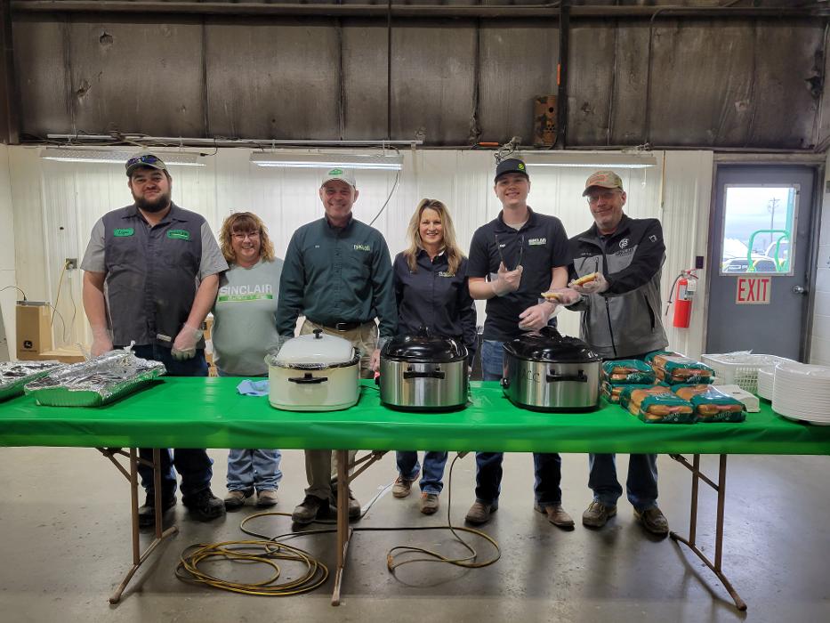 Sinclair Tractor - Centerville, IA