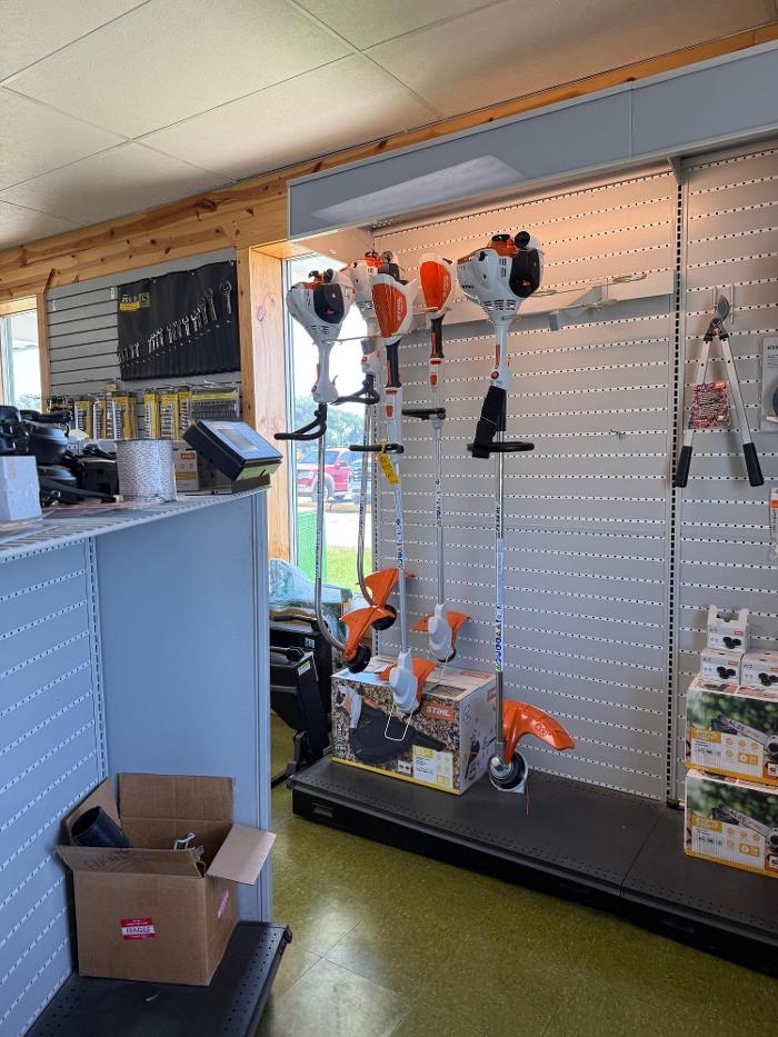 Sinclair Tractor - Centerville, IA