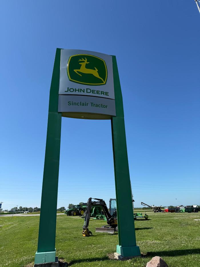 Sinclair Tractor - Centerville, IA
