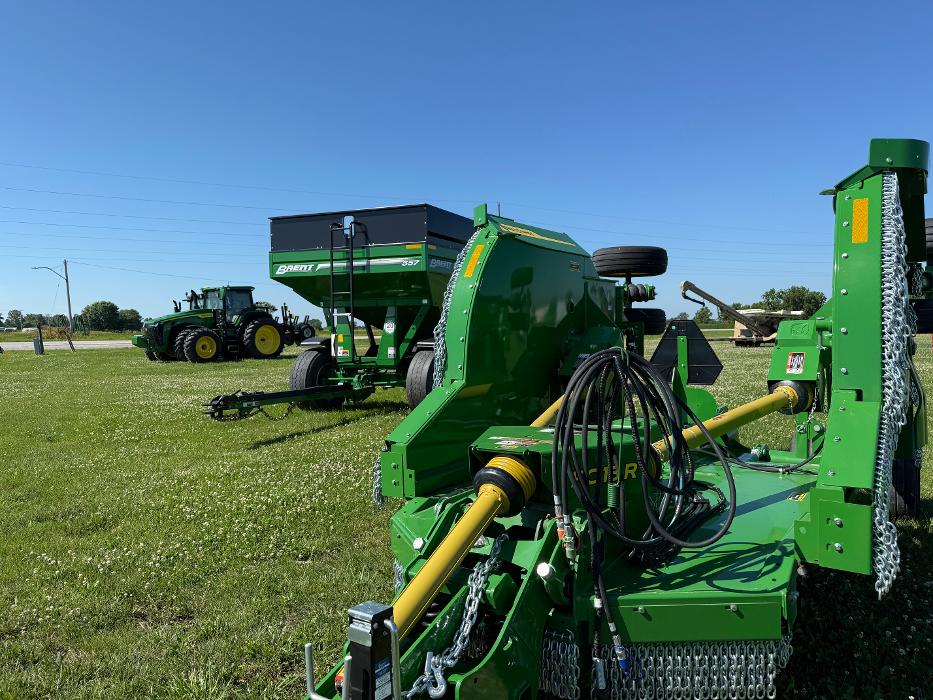 Sinclair Tractor - Centerville, IA