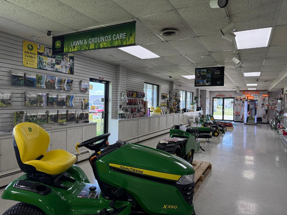 Sinclair Tractor - Fairfield, IA