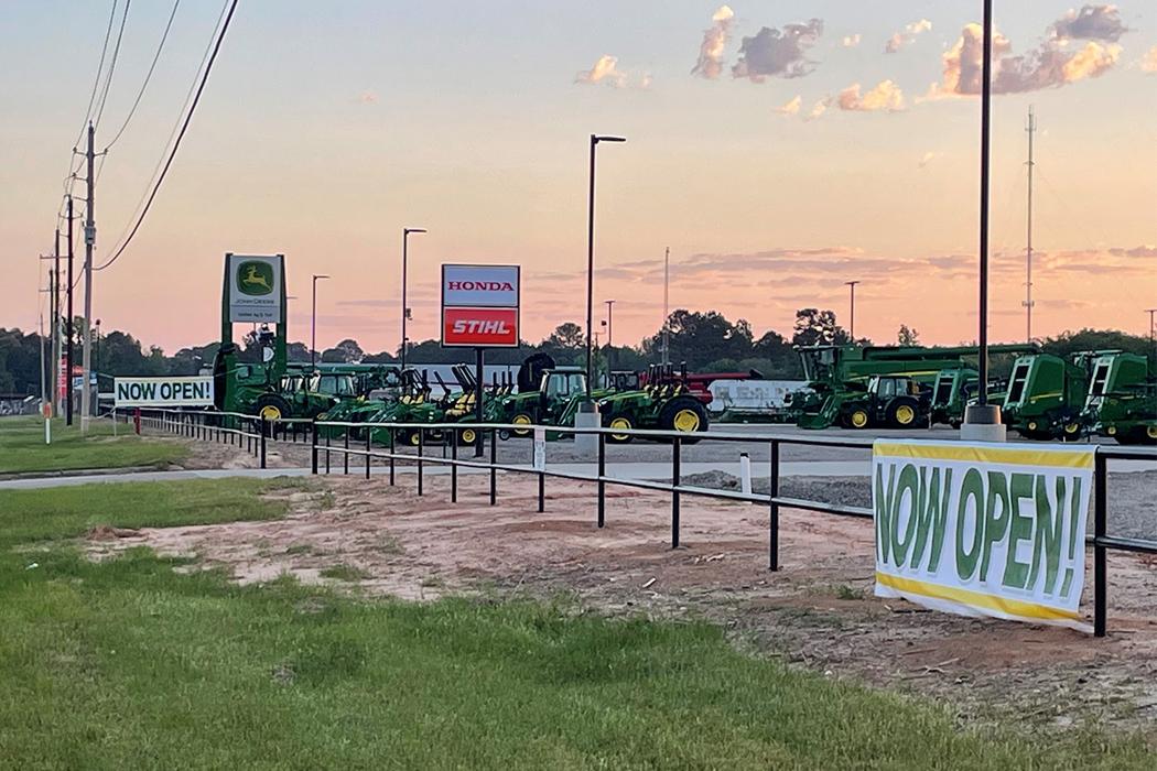 United Ag & Turf Image