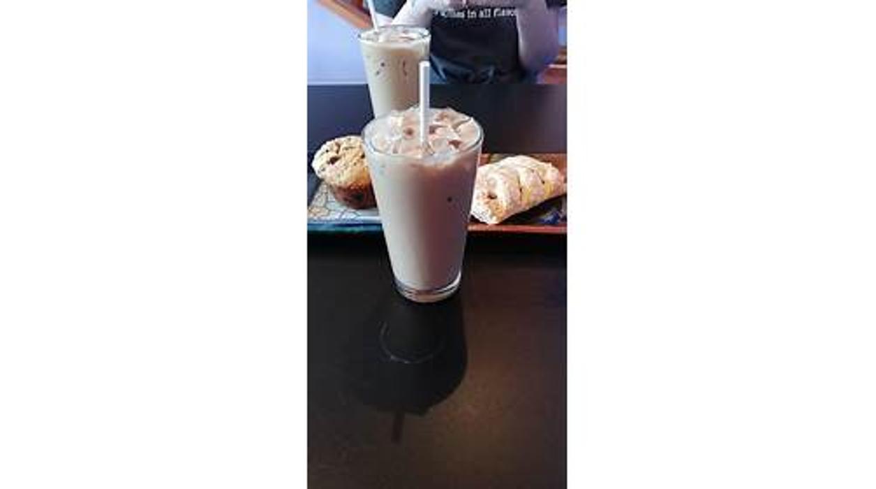 Liquid Art Restaurant Image