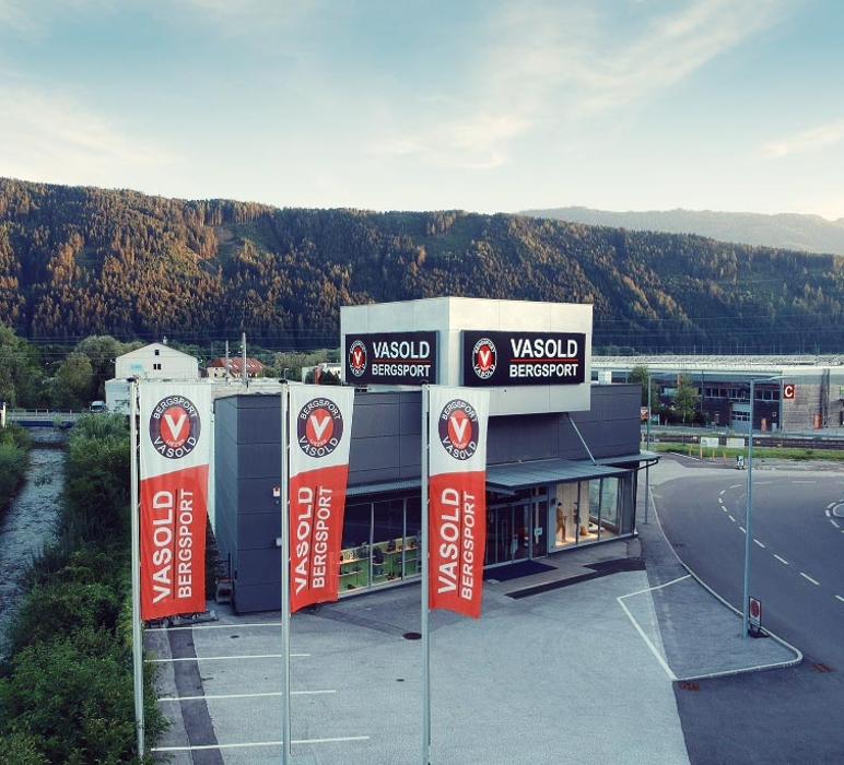 Bergsport Vasold, Bahnhofstraße in Liezen