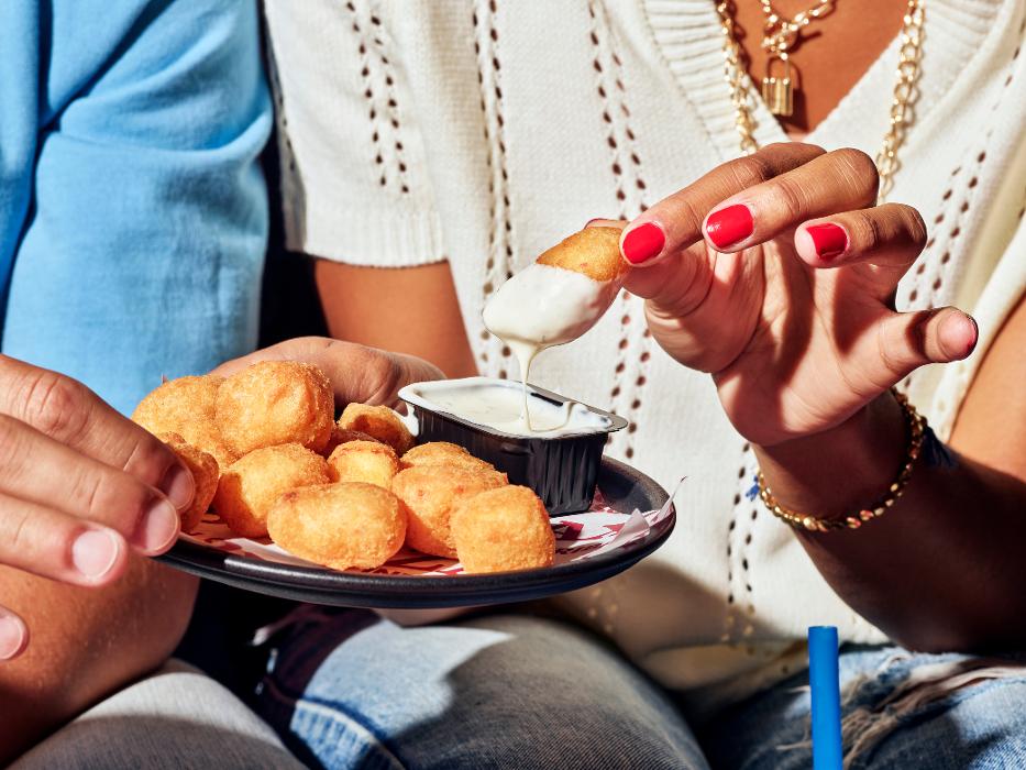 Zaxbys Chicken Fingers & Buffalo Wings Image