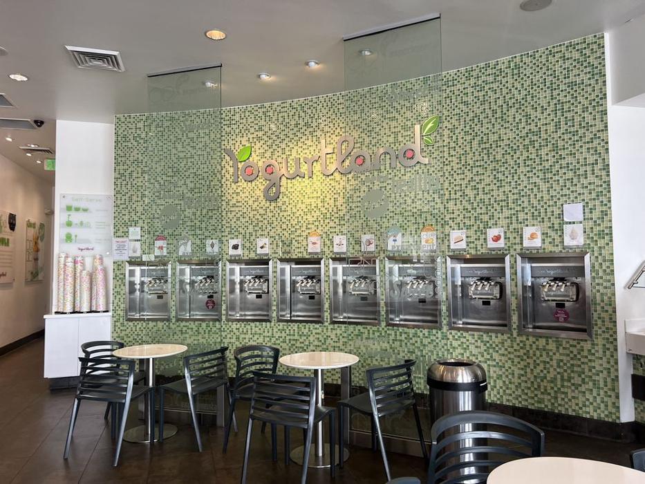 Yogurtland Gardena - Gardena, CA