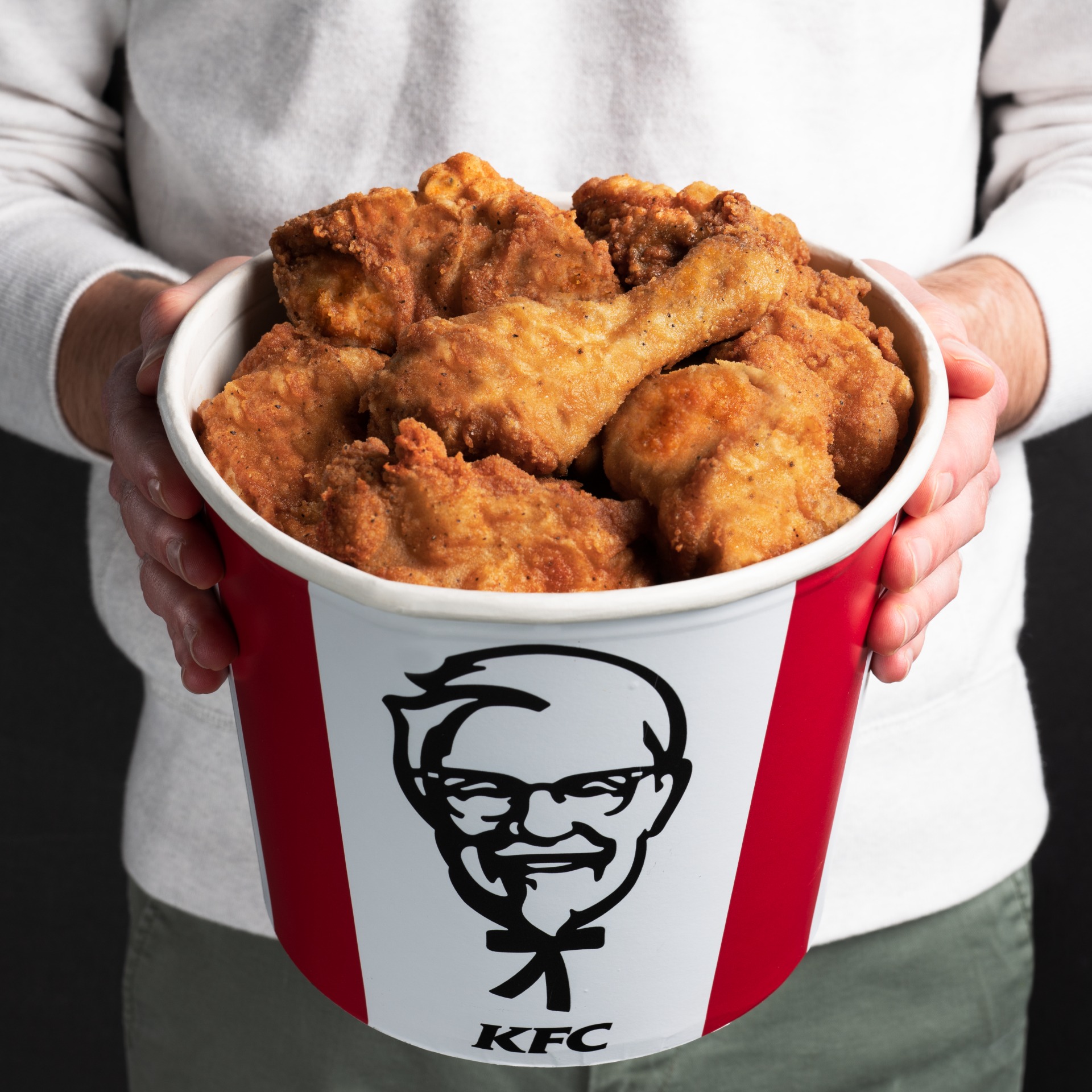 KFC Taber (403)223-2796