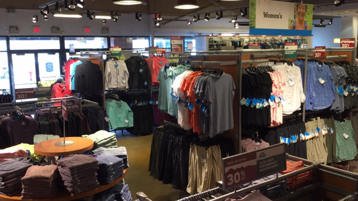 Columbia Factory Store - Albertville, MN