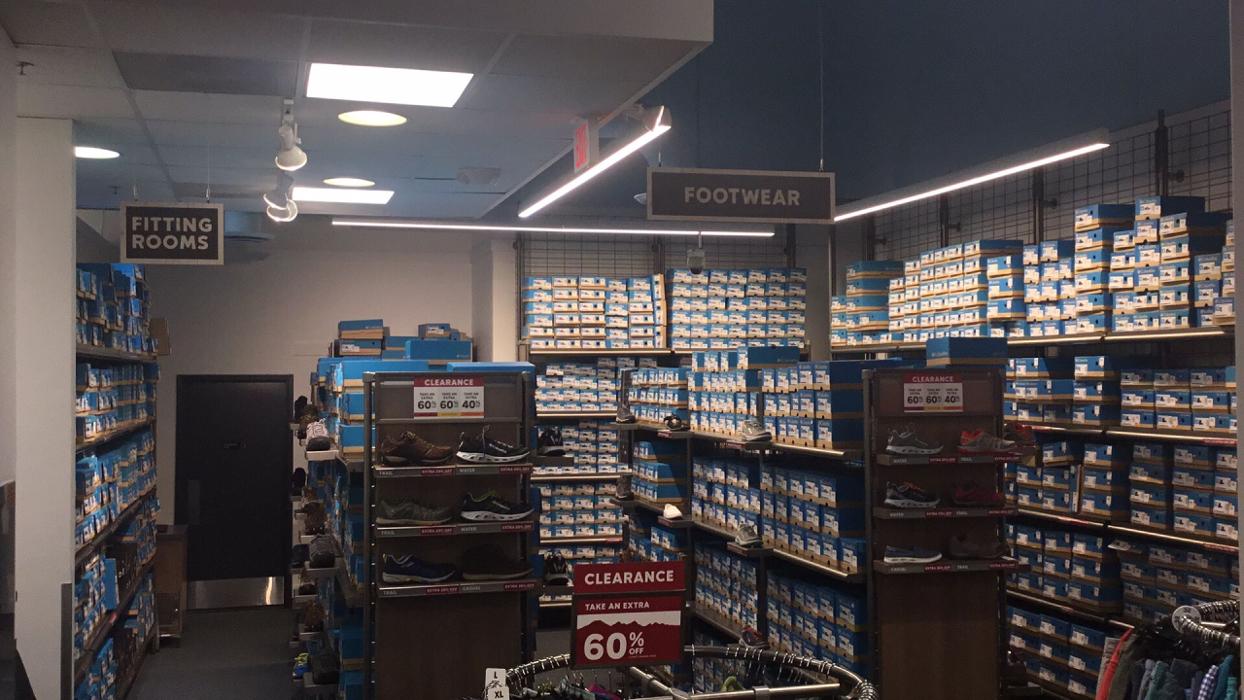 Columbia Factory Store - Auburn, WA