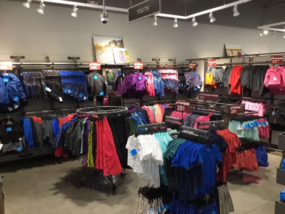 Columbia Factory Store - Barstow, CA