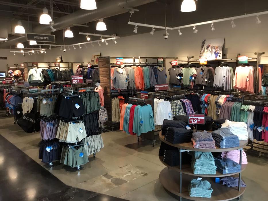 Columbia Factory Store - Barstow, CA