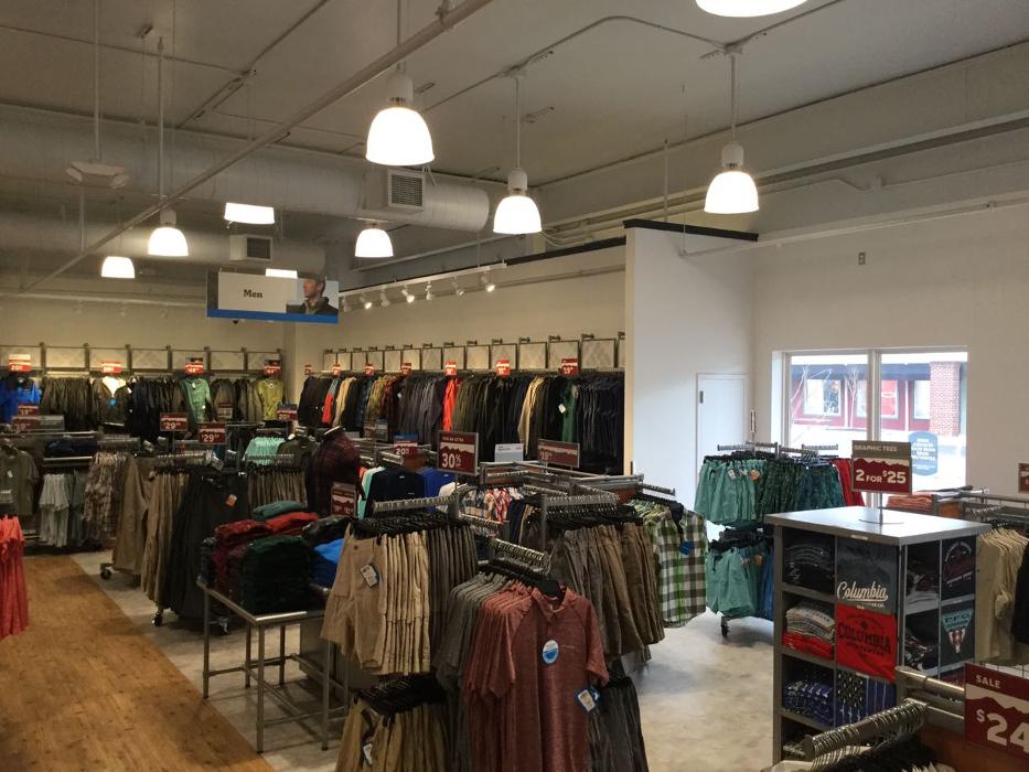 Columbia Factory Store - Gettysburg, PA