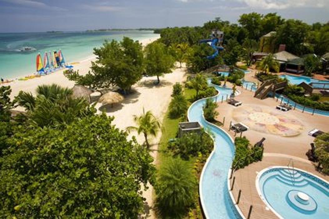 Cruise Planners-Mindy Breitman - Pompano Beach, FL