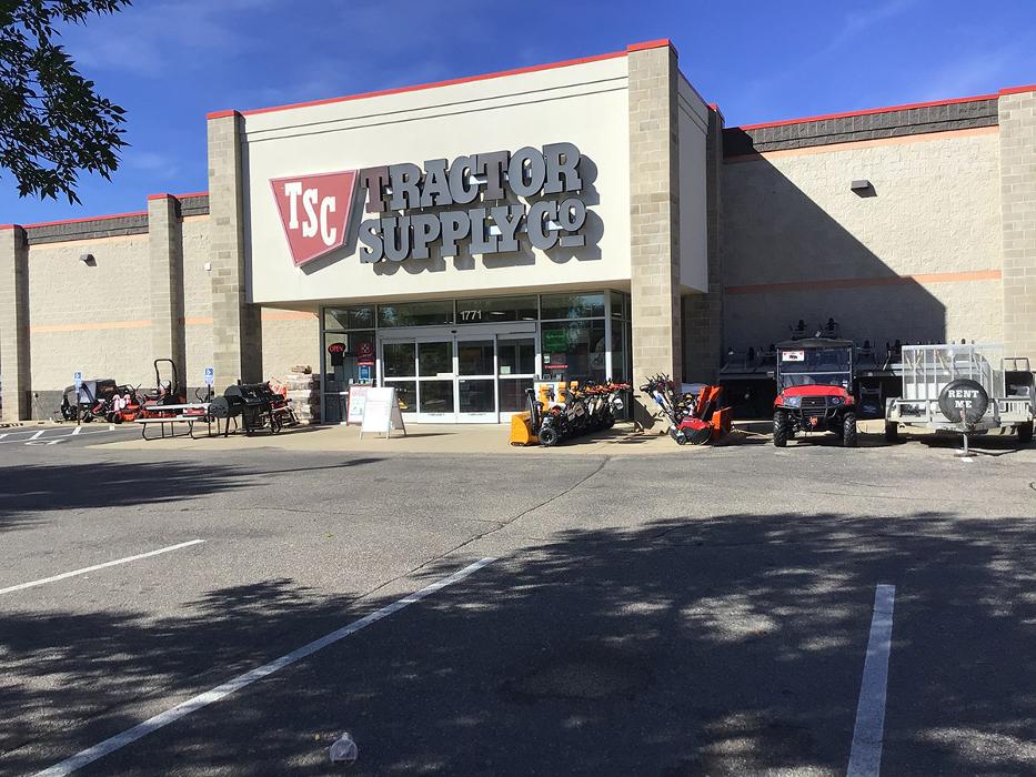 Tractor Supply Co. - Mankato, MN
