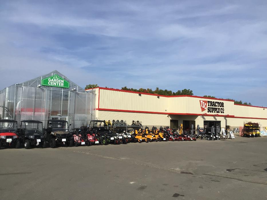 Tractor Supply Co. - Lapeer, MI